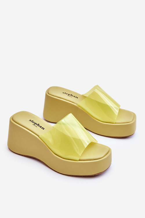 Жіночі прозорі тапочки на танкетці Світло-зелені Eliane