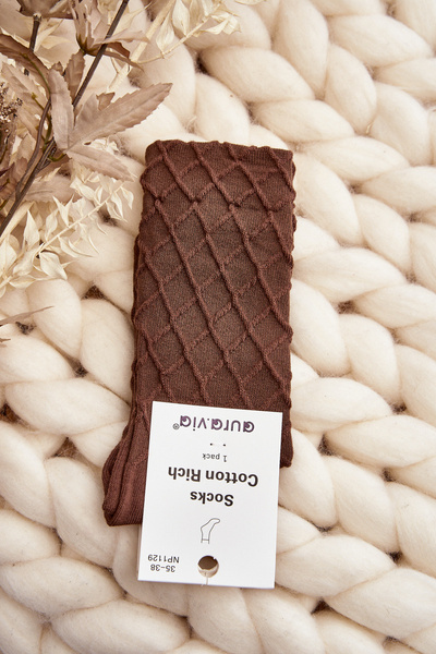 Шкарпетки жіночі з декоративним тисненням Коричневі