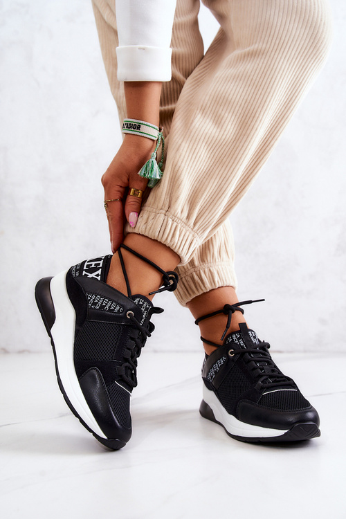 Спортивне взуття Кросівки на танкетці Чорні Lorey