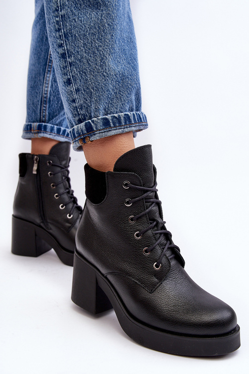 Шкіряні жіночі чоботи на каблуці чорні Lemar Leocera