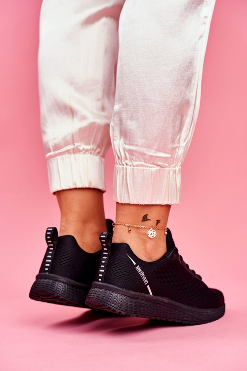 Жіноче спортивне взуття світло-чорне Faster