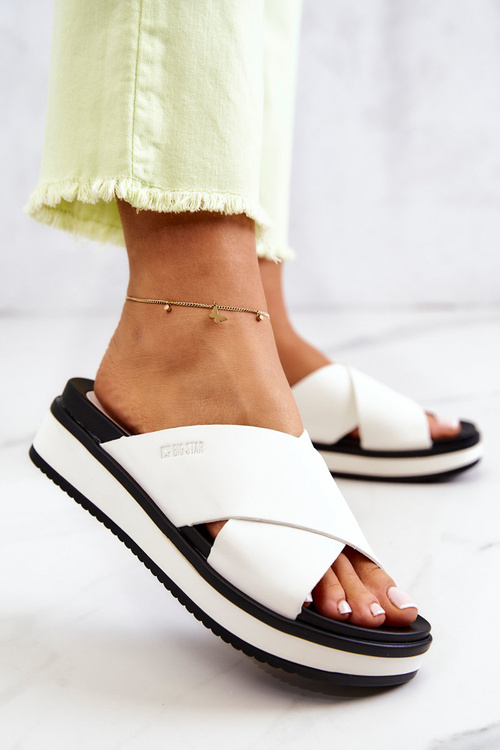 Шкіряні жіночі тапочки Big Star JJ274723 Білі