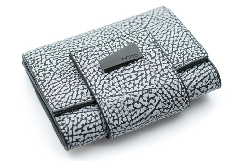 Жіночий сірий гаманець Nobo