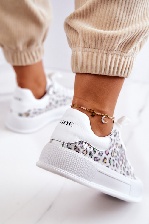 Жіночі кросівки GOE JJ2N4075 Білі