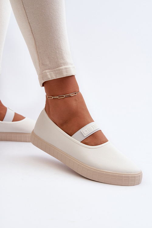 Жіночі кросівки Big Star NN274601 Білі