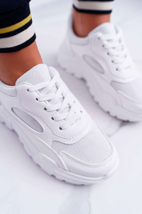 Спортивні жіночі туфлі на товстій підошві білі HighStep
