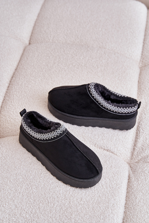 Жіночі зимові черевики на платформі, утеплені хутряними чорними ремінцями