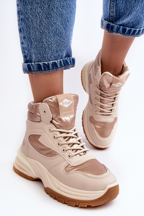 Жіночі черевики Trapper на товстій підошві Lee Cooper LCJ-23-44-1972L Бежеві