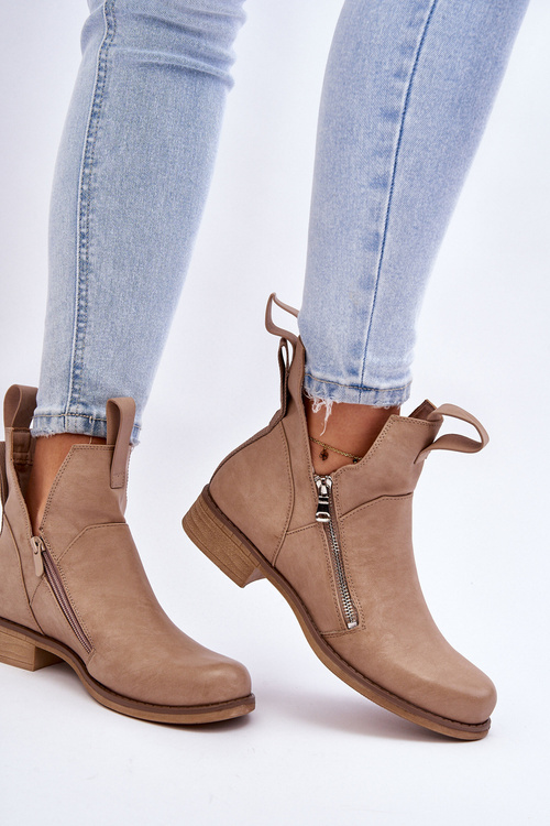 Жіночі шкіряні чоботи на плоскому каблуці бежеві Artemis