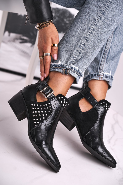 Чоботи жіночі на каблуці чорні Rontra