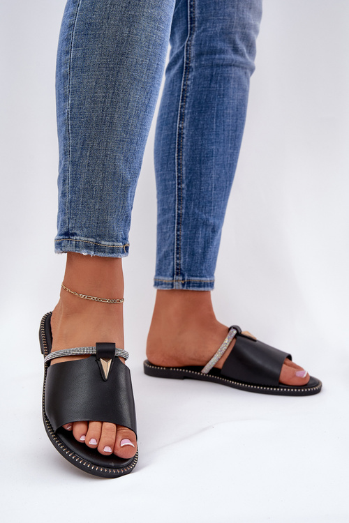 Еко Шкіряні Сандалі На Плоскому Каблуці З Декоративним Ремінцем Чорні Hirtewi