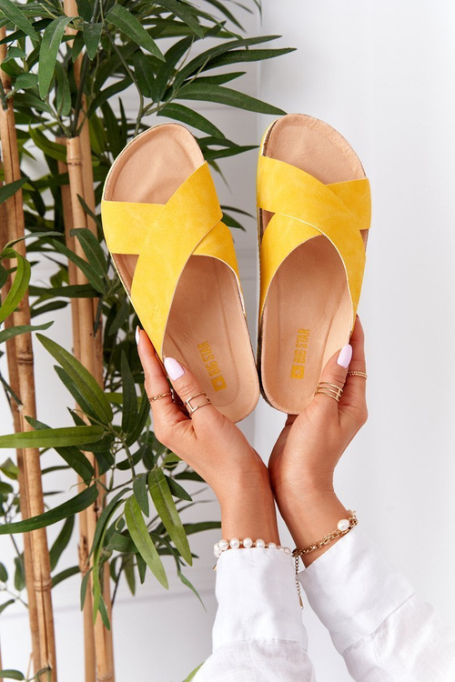 Шкіряні профільовані тапочки Big Star HH274596 Жовтий