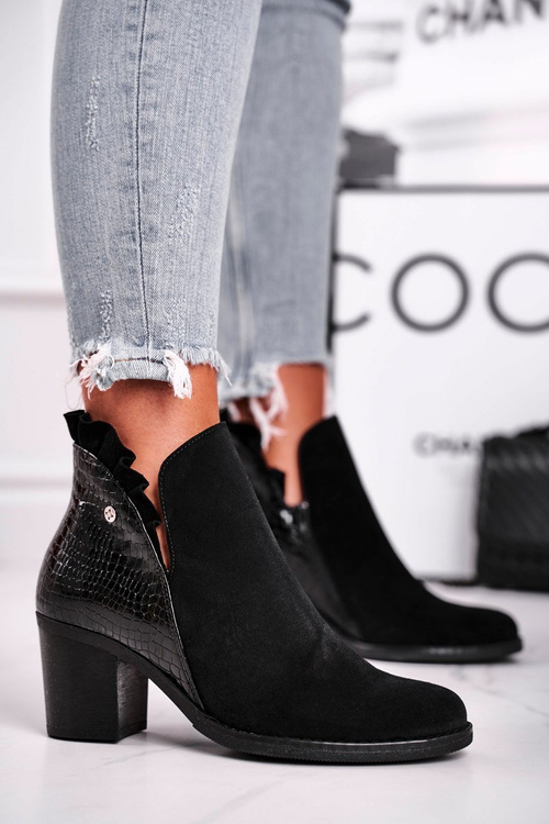 Жіночі шкіряні черевики Maciejka Black 04833-01