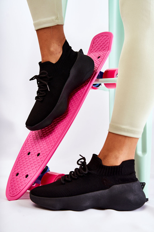 Жіноче спортивне взуття без шнурівки Dalmiro чорного кольору