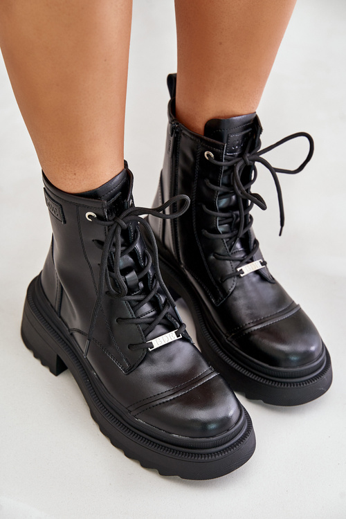 Жіночі теплі шкіряні ботильйони чорні Goe OO2N4115-W2