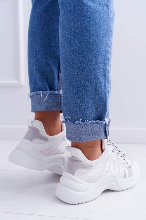 Спортивні жіночі туфлі на товстій підошві білі Fina