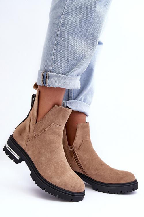 Вирізані туфлі на підошві та замшеві чоботи на низькому каблуці, бежевого кольору Lamedella