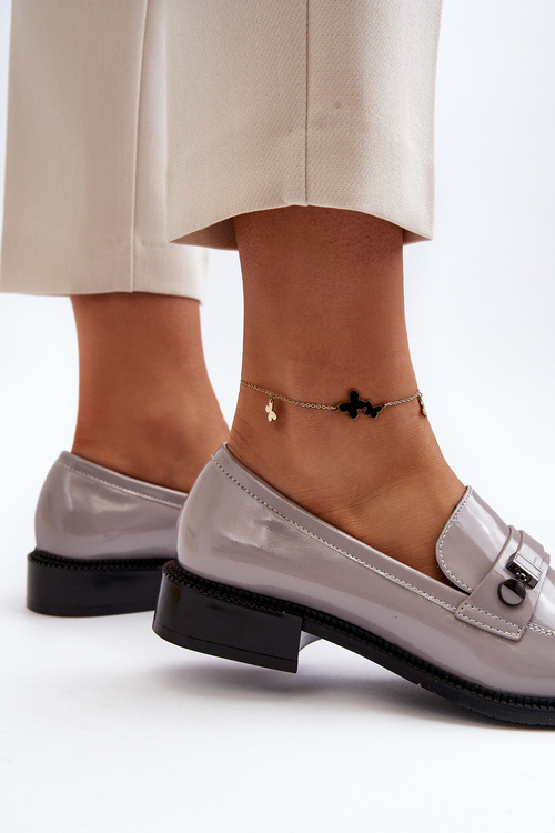 Жіночі сірі лаковані лофери Nerilaja