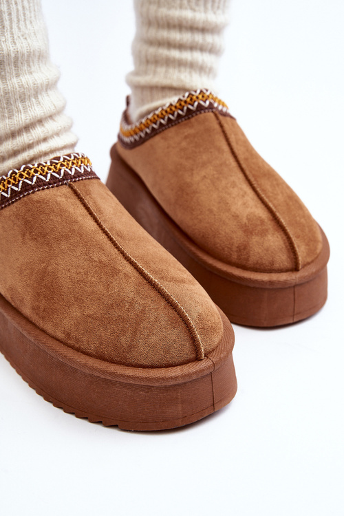Тапочки на товстій підошві з Eco Suede Camel Sylva
