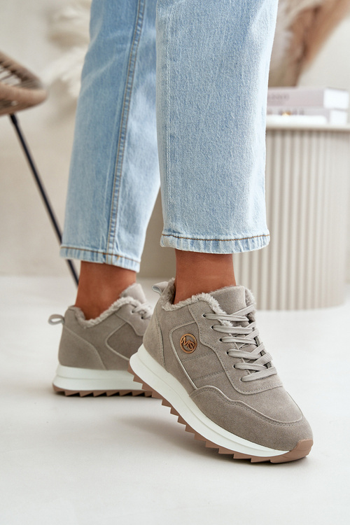 Утеплене шкіряне спортивне взуття на платформі сірого кольору