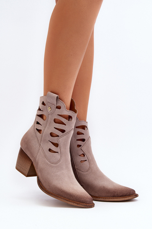 Чоботи шкіряні з вирізами Maciejka 06412-04 Бежеві