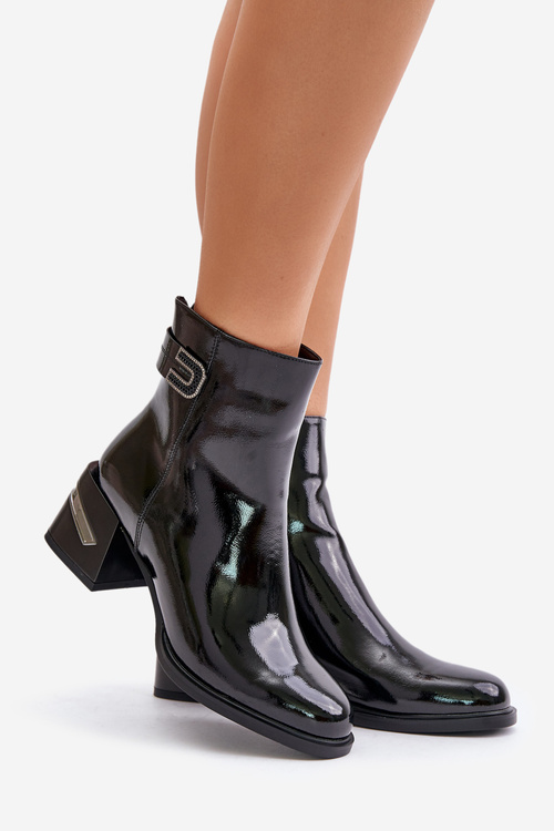 Лаковані ботильйони на підборах утеплені чорні MR880-093