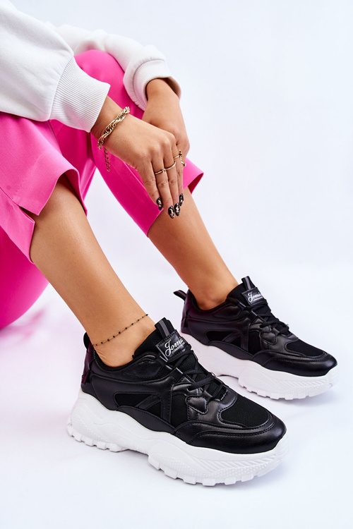 Класичні кросівки на платформі чорні Larec