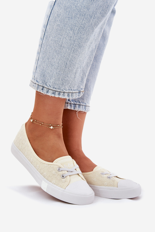 Жіночі Кросівки З Вишивкою Lee Cooper LCW-25-31-3445L Бежеві