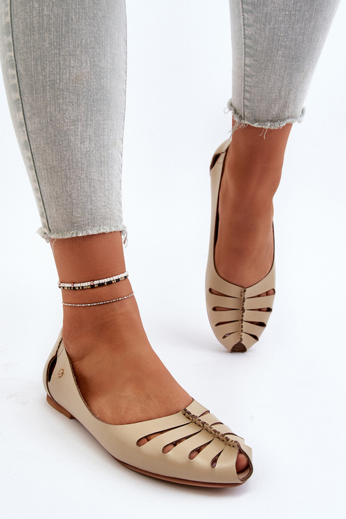 Зручні жіночі шкіряні балетки Zazoo 10009 бежевого кольору