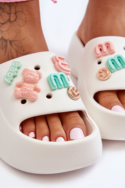 Жіночі м'які поролонові тапочки з декором Білий Лорі