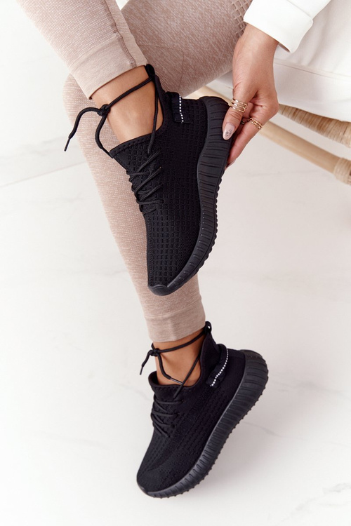 Жіноче спортивне взуття Кросівки Чорні Amazing