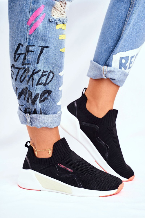 Жіноче спортивне взуття Cross Jeans чорний FF2R4116C