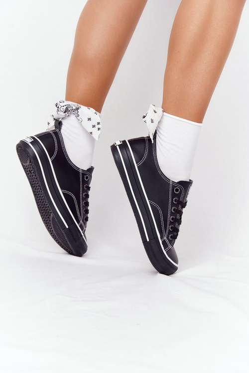 Жіночі шкіряні кросівки BIG STAR HH274145 Чорні