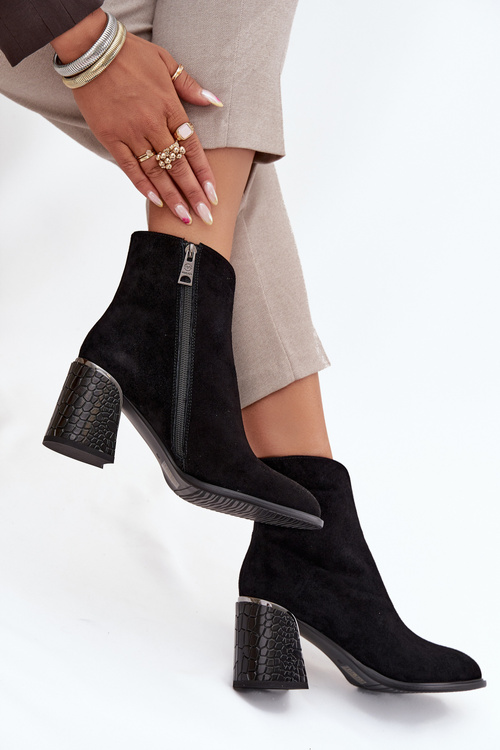 Замшеві жіночі ботінки на каблуці з тисненням із підкладкою Vinceza 66801 чорні