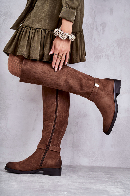 Жіночі замшеві чоботи на плоскій підошві коричневого кольору Henrike