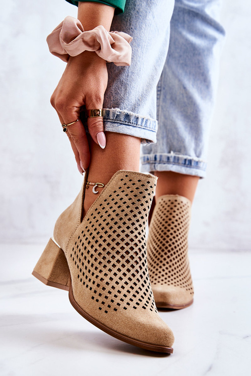 Замшеві ажурні чоботи Lewski Shoes 3165 Beige