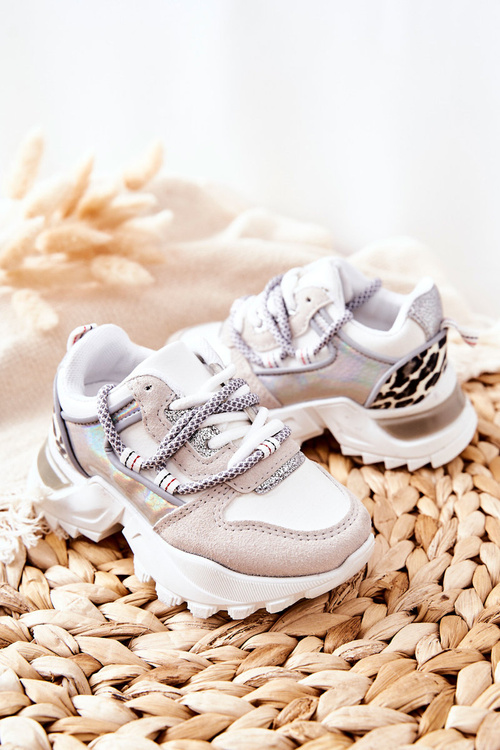 Дитяче спортивне взуття Кросівки білі Rommie