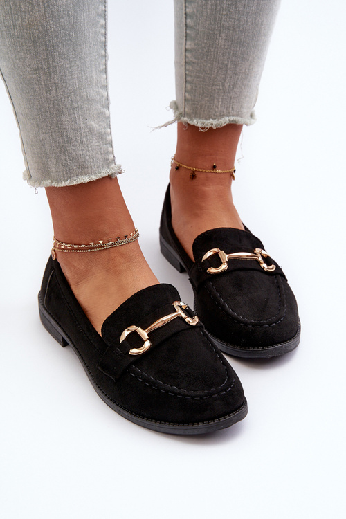 Жіночі лофери на плоскій каблуці з прикрасами чорного кольору