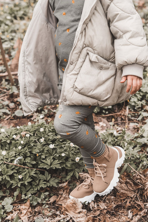 Дитяче спортивне взуття високий носок бежевий Nickie