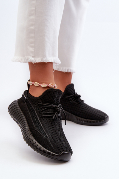 Жіноче чорне спортивне взуття з тканини Nelmarie