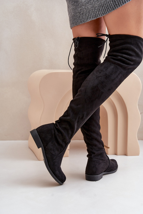 Високі чоботи на плоскій підошві з еко-замші чорного кольору Linnithia