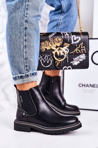 Жіночі утеплені черевики челсі чорні мандрівники