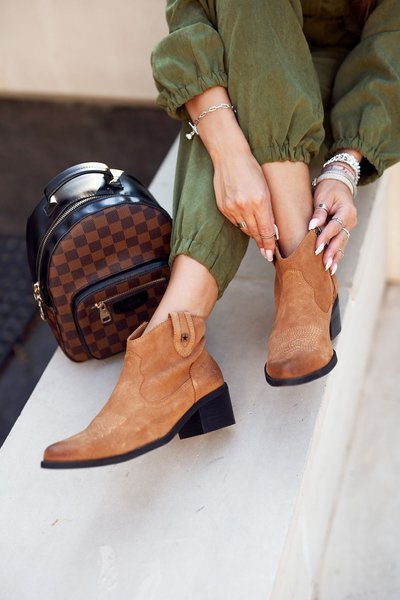 Жіночі черевики на високих підборах шкіряні Big Star Camel GG274330