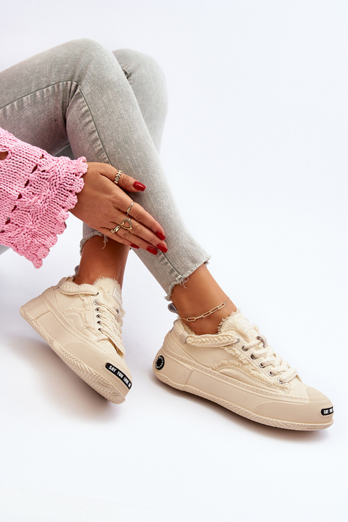 Жіночі кросівки GOE NN2N4060 Бежеві