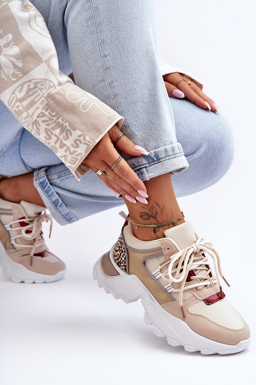 Спортивне взуття на масивній підошві Beige Corena