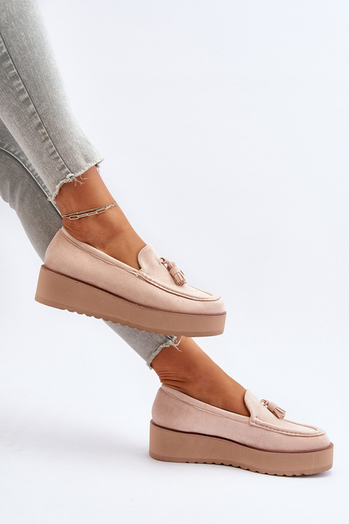 Жіночі лофери на платформі з китицями світло-бежеві Mialani