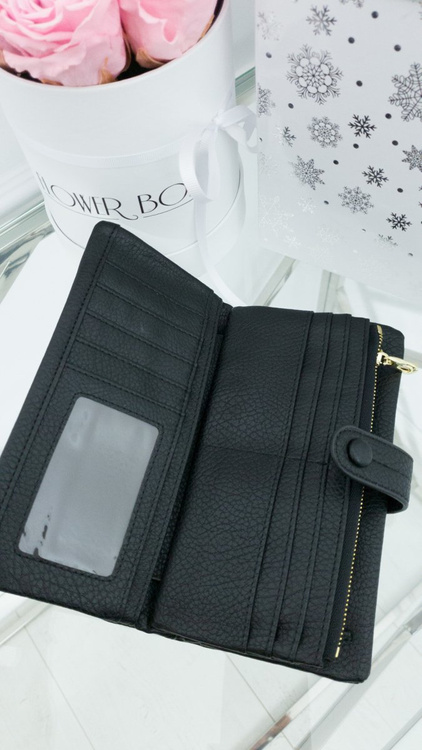 Великий жіночий гаманець чорного кольору