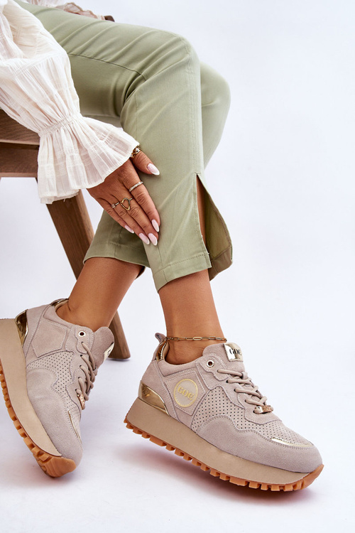 Жіноче замшеве спортивне взуття на платформі GOE LL2N4001 бежевий