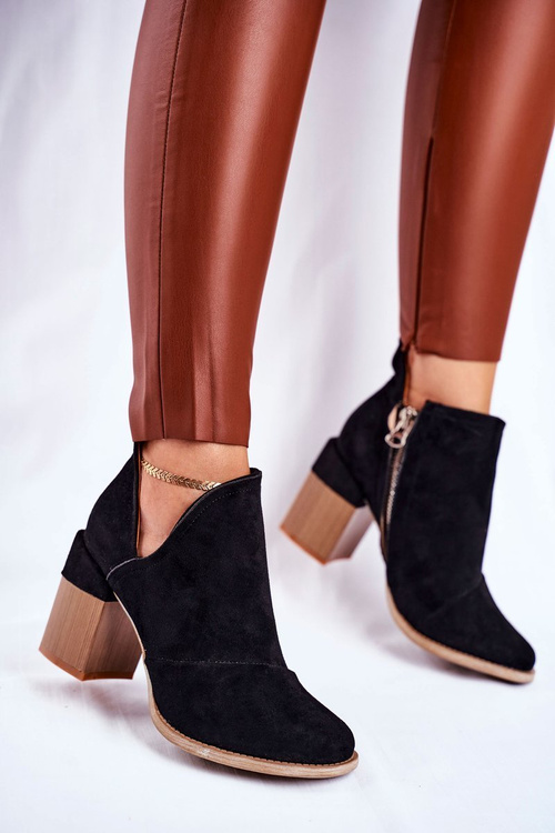 Жіночі чоботи на високих підборах чорного кольору Meliori