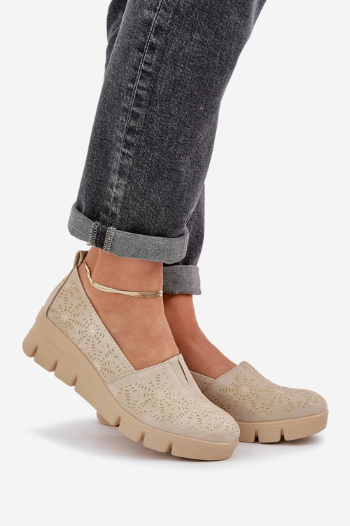 Жіноче Взуття З Перфорацією На Підборах Золоті Лісвія